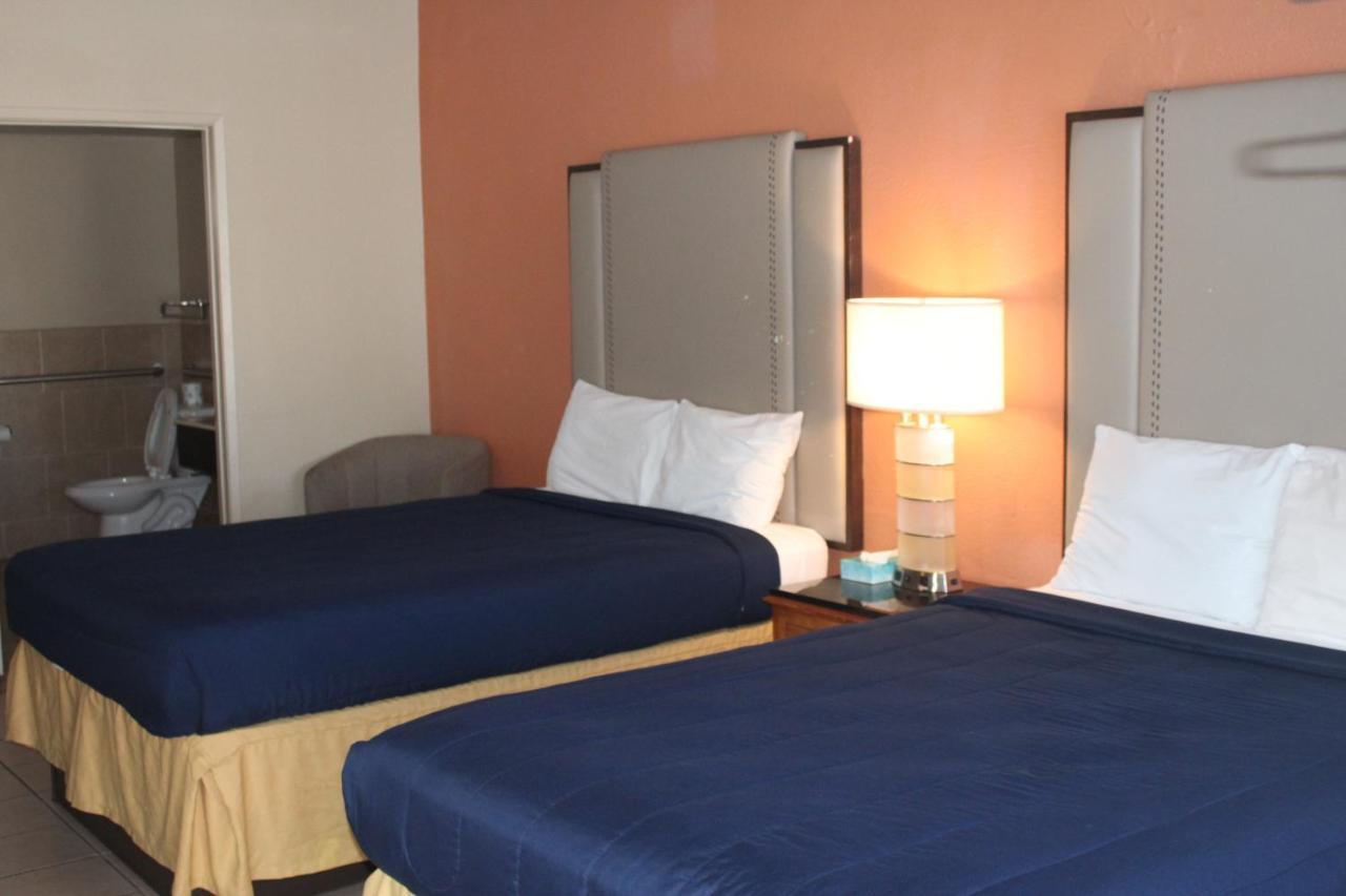 Travelodge By Wyndham Blythe Bagian luar foto