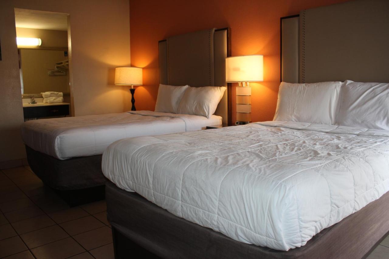 Travelodge By Wyndham Blythe Bagian luar foto